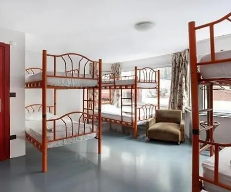 Mixed Bunk Bed Cheap Sleeping Place * Αττάλεια